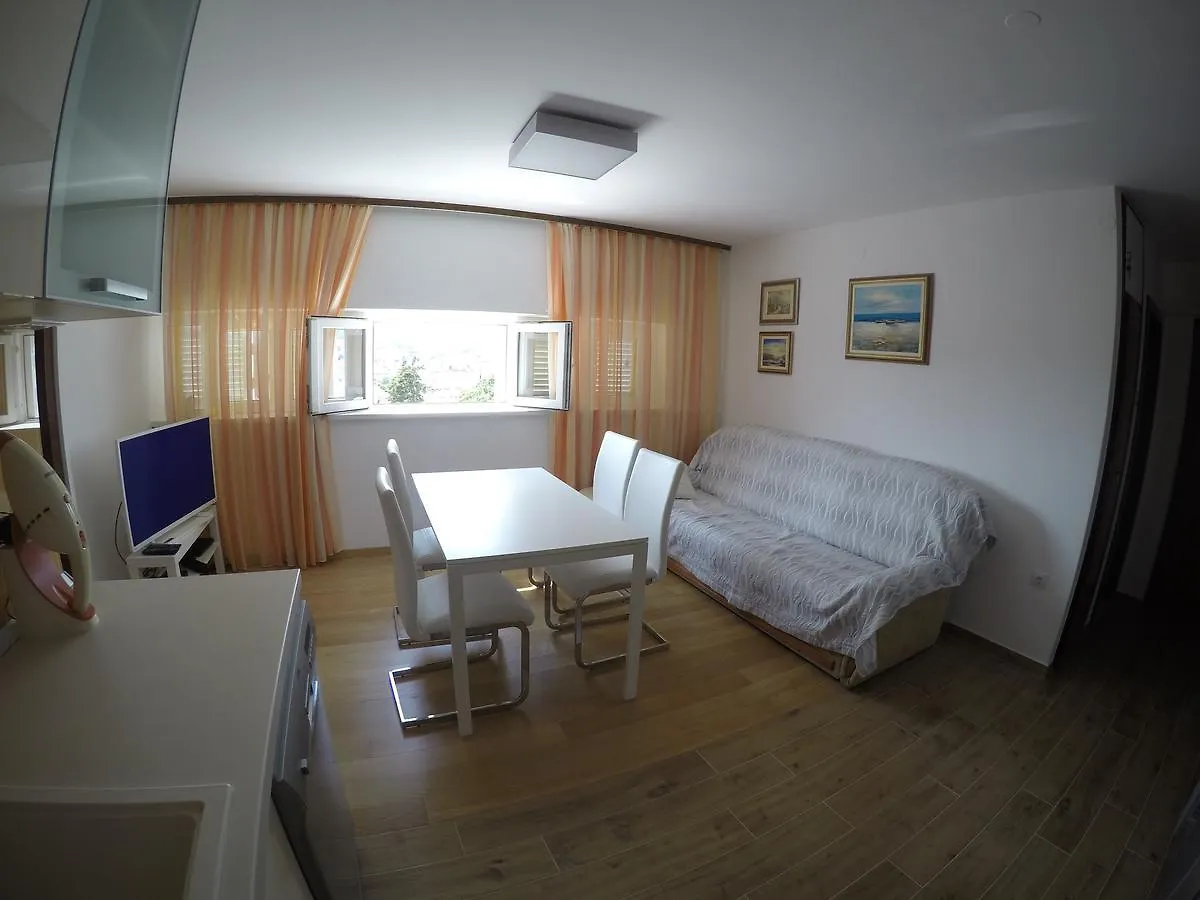 Apartments Istarska Street (Adults Only) 斯普利特